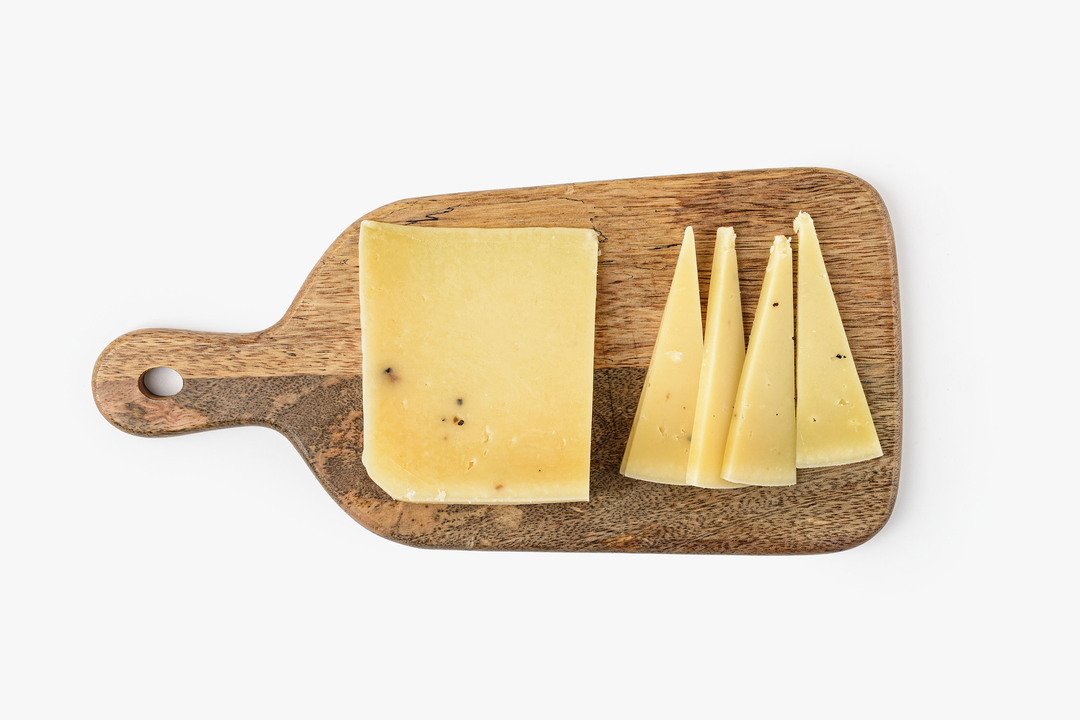 

Сыр полутвердый ВкусВилл с трюфелем 45% 140 г