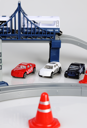 

Набор игровой Bigga Железная дорога со световыми и звуковыми эффектами