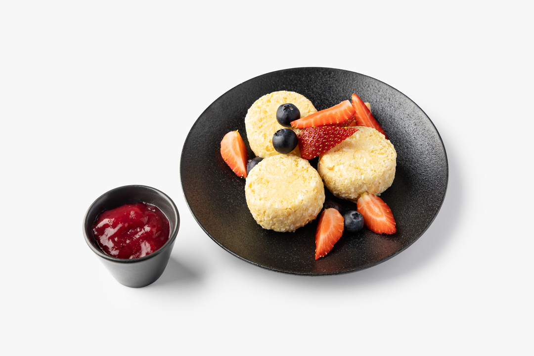 

Тофники ВкусВилл с ягодами и брусничной заправкой 3 шт. 235 г