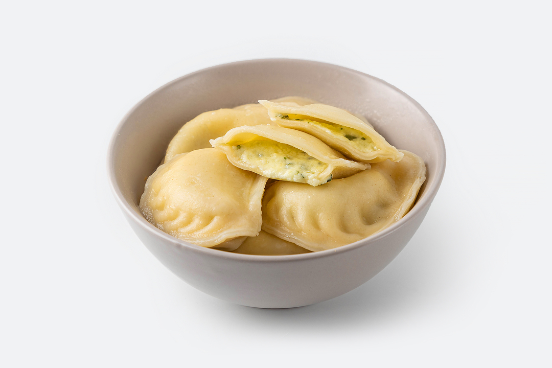 

Вареники ВкусВилл с сыром сулугуни, творогом и зеленью 400 г