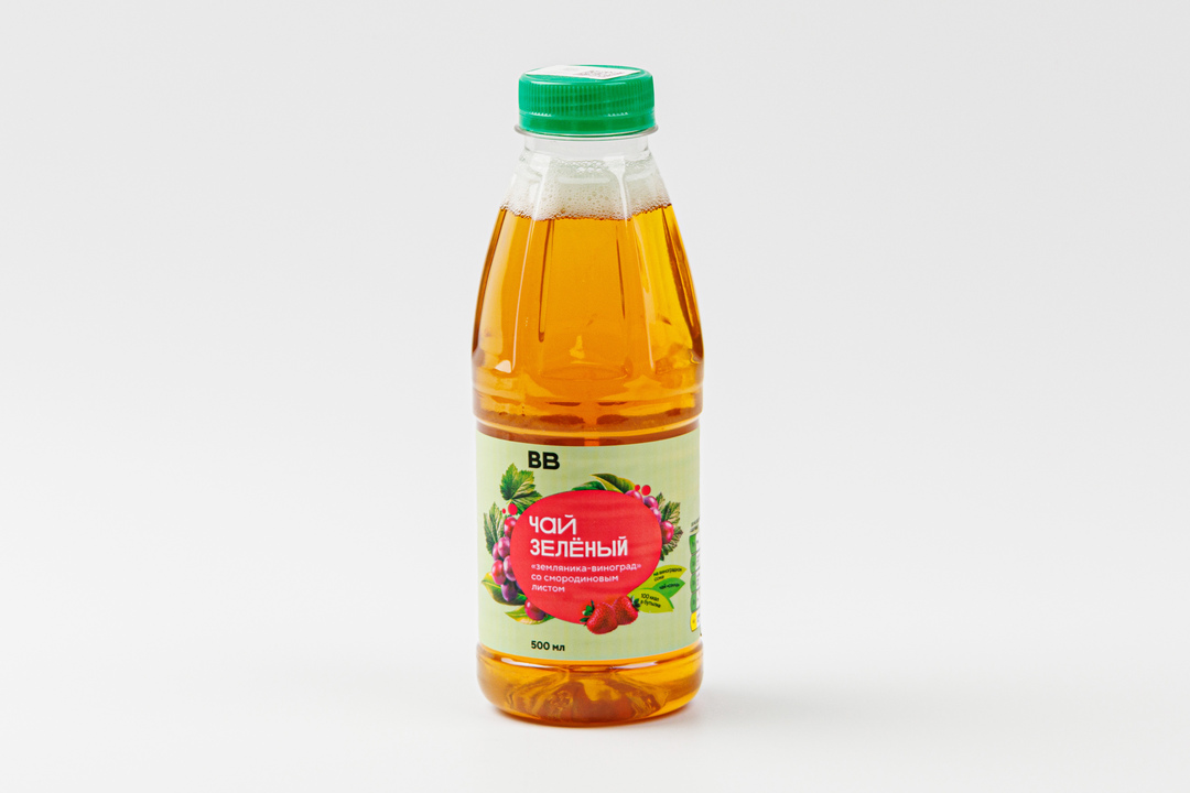 

Чай зеленый ВкусВилл Земляника-виноград со смородиновым листом 500 мл