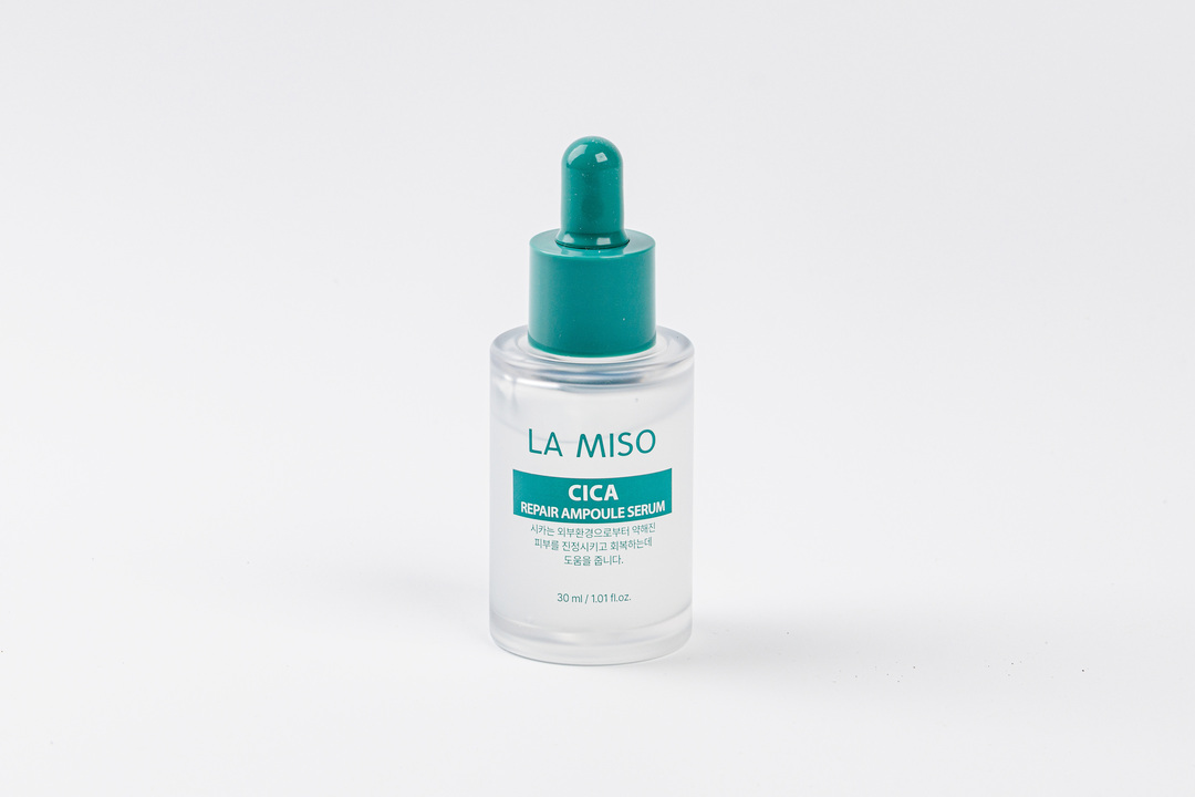 

Сыворотка для лица La Miso ампульная восстанавливающая с центеллой азиатской 30 мл