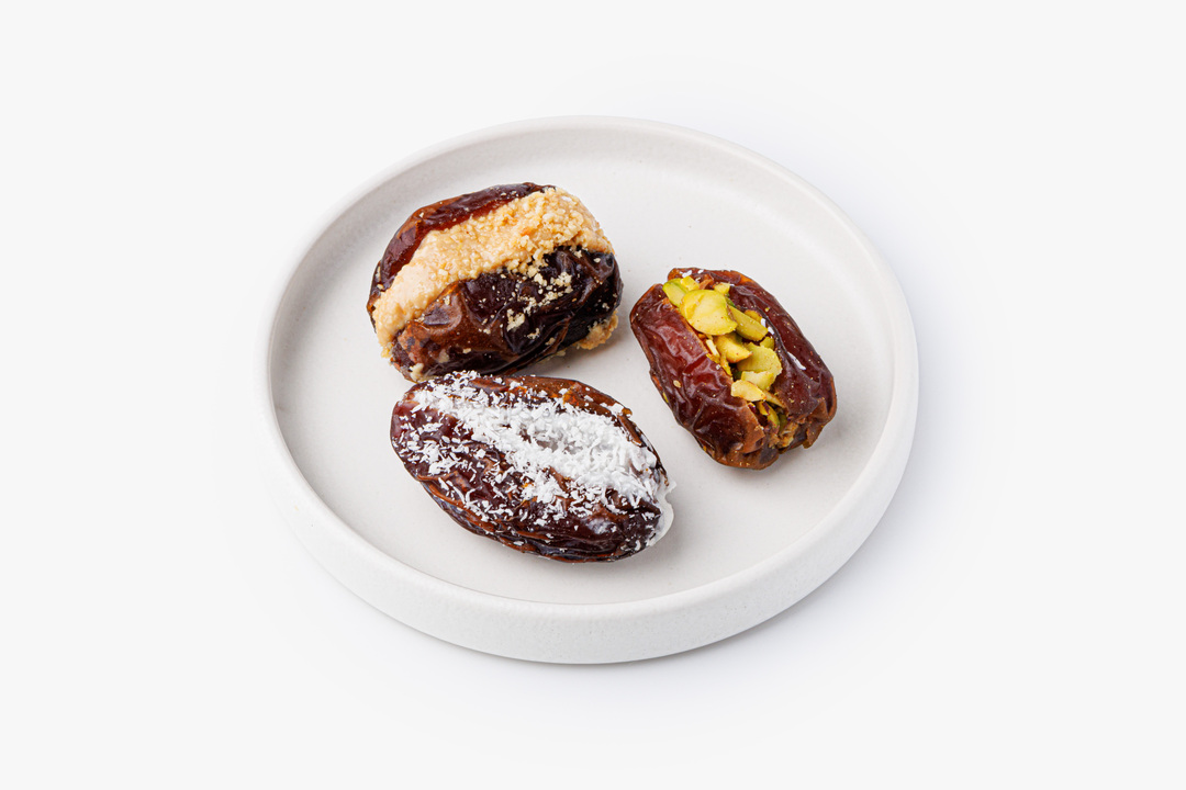 

Ассорти фиников с фисташковой, арахисовой и кокосовой пастами 75 г