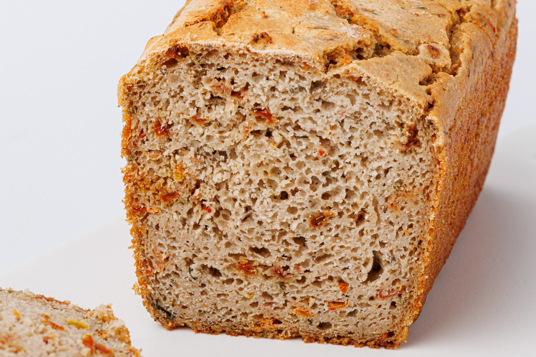 

Изделие х/б из гречневой муки с вялеными томатами без глютена замороженное 230 г