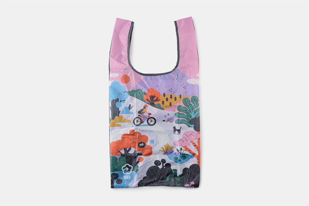 

Сумка с бонусами ВкусВилл Велосипедист малая