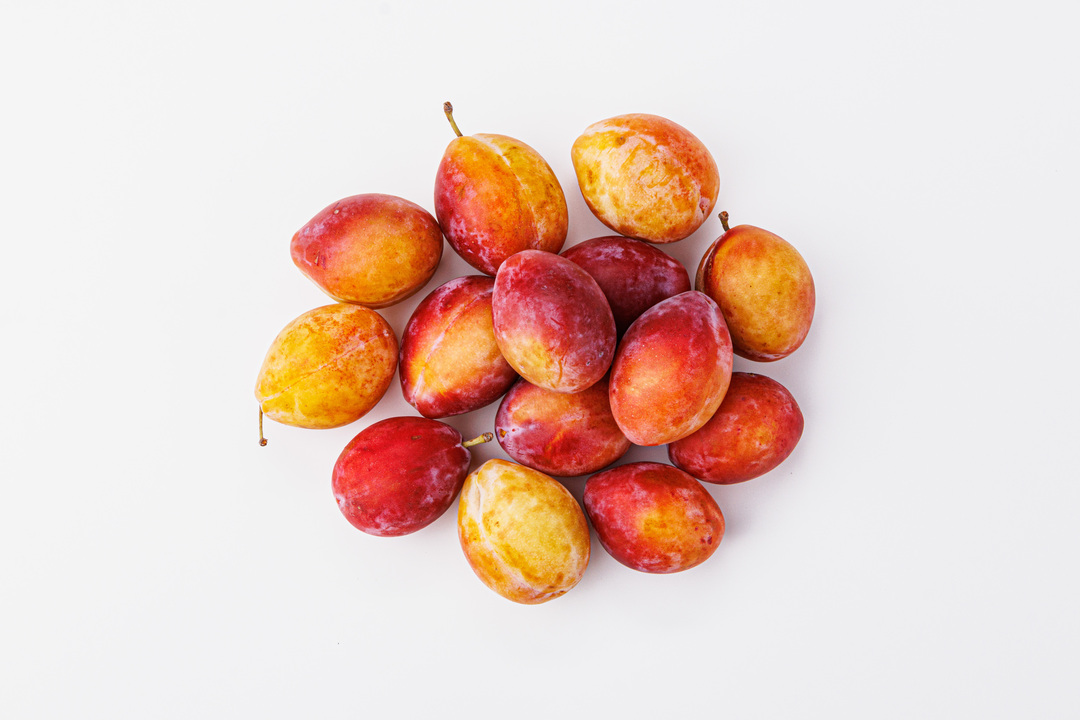 

Слива Виктория, вес