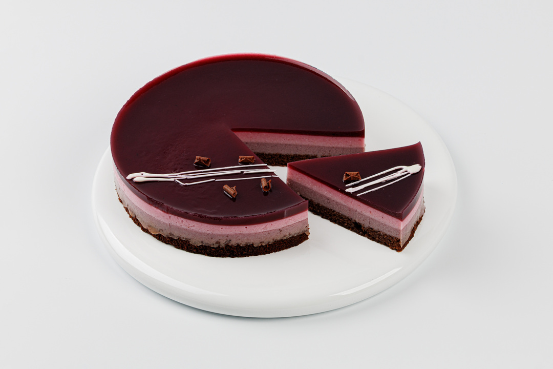 

Торт ВкусВилл Черемуховый мусс с черникой и смородиной 500 г