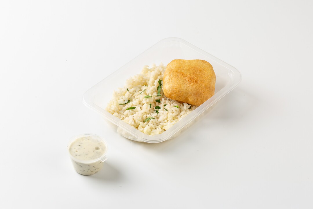 

Филе-кусочки трески атлантической ВкусВилл в кляре с рисом и чесночным соусом 311 г