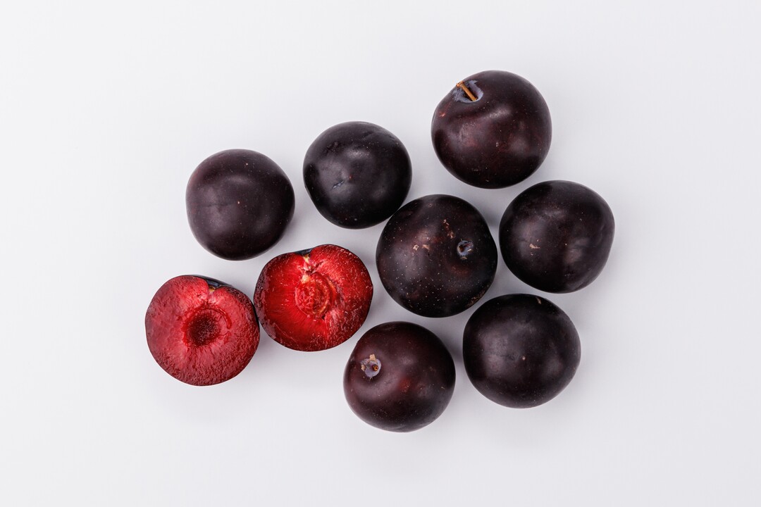 

Слива крупная вес