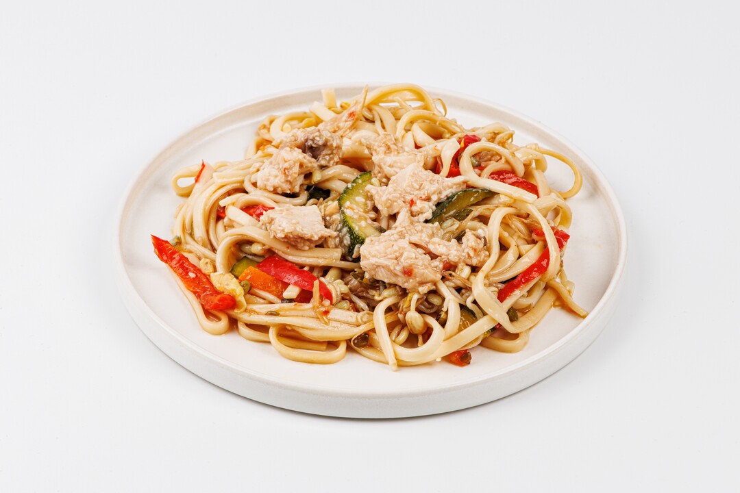 

Вок ВкусВилл с курицей и машем в соусе терияки 240 г