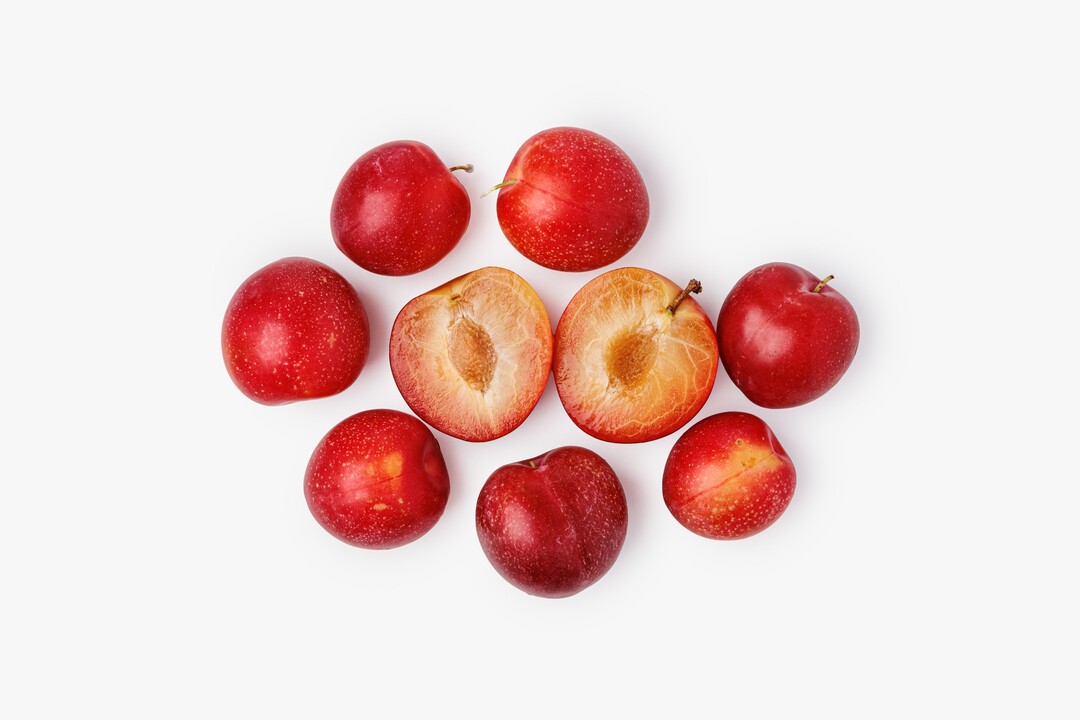 

Слива вишневая 250 г