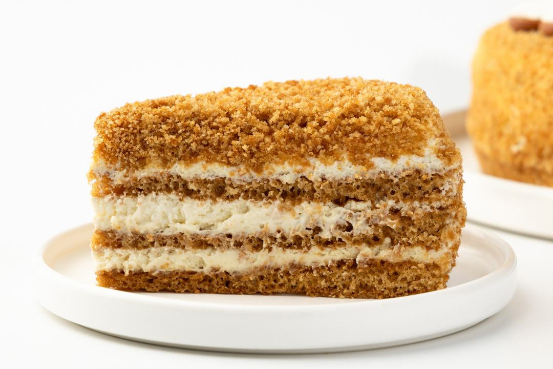 

Торт ВкусВилл Подарочный медово-сметанный дизайн в ассортименте 500 г