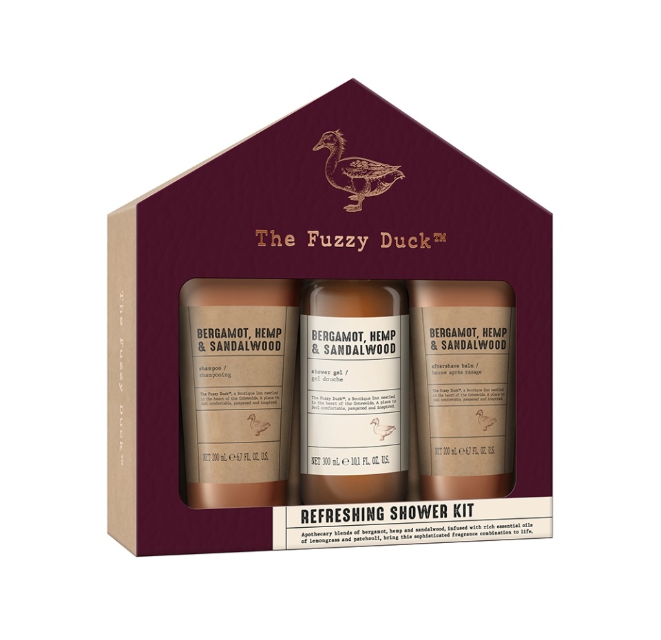 

Подарочный набор Baylis&Harding The Fuzzy Duck Bergamot Hemp & Sandalwood Refreshing Shower Kit: шампунь 200 мл, гель для душа 300 мл, бальзам после бритья 200 мл