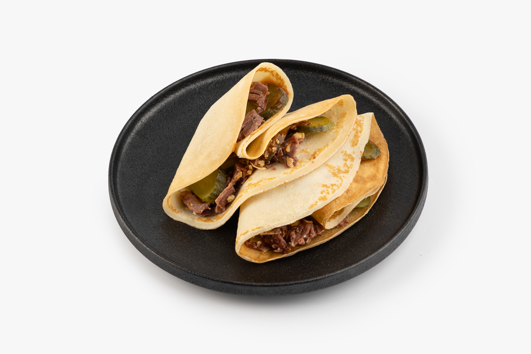 

Блины Богатырский пир ВкусВилл щёчки жареный лук и соус Барбекю 171 г