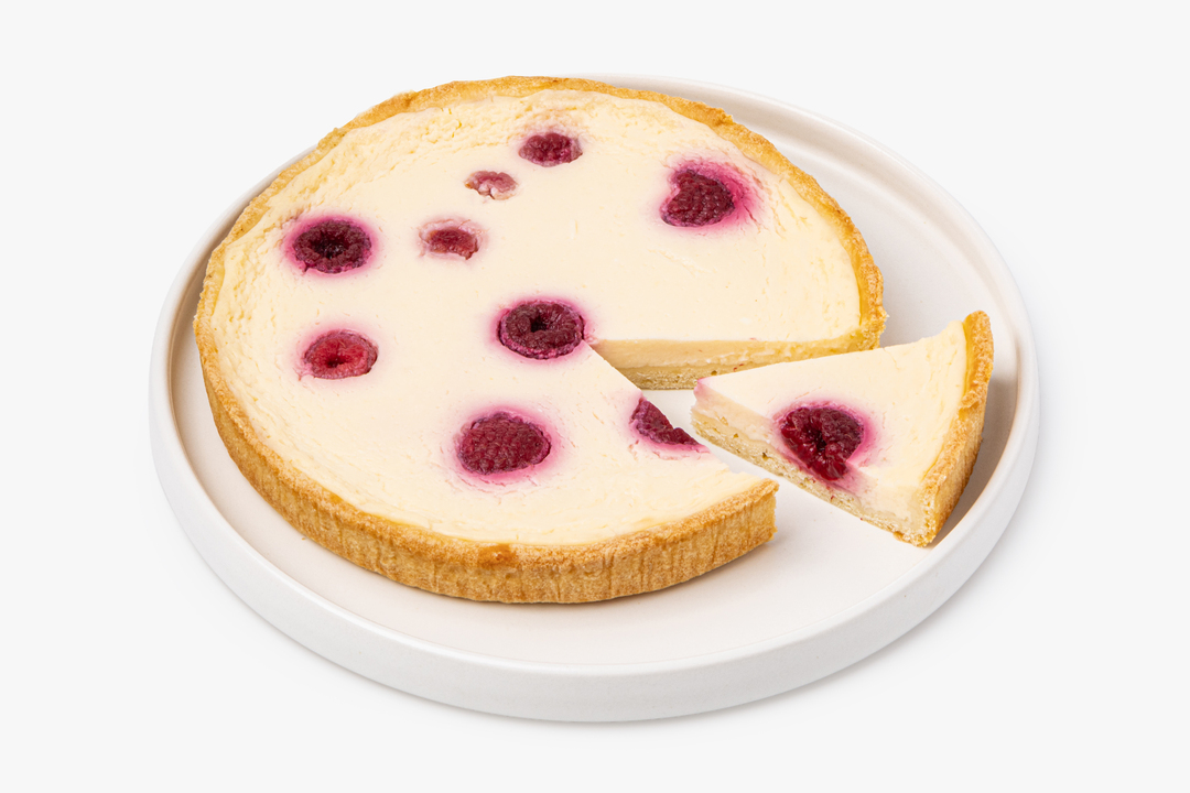 

Пирог Сметанник с малиной 300 г