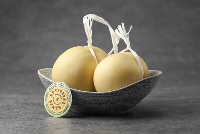 Сыр Скаморца из коровьего молока на развес