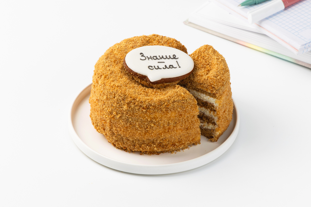 

Торт ВкусВилл Знание - сила медово-сметанный 270 г