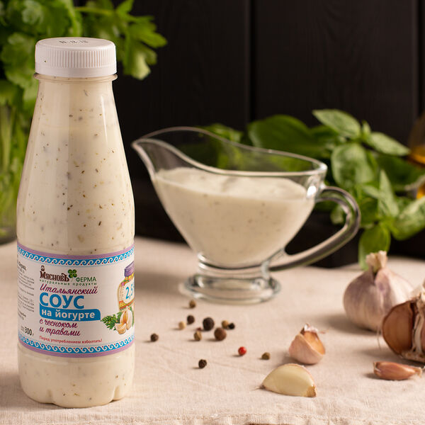 Соус Итальянский на йогурте с чесноком и травами 2,5% МясновЪ Ферма