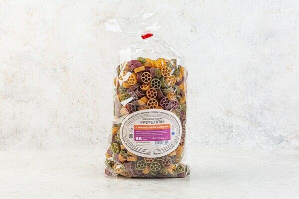 Макаронные изделия Ротелли с морковью, свеклой и шпинатом