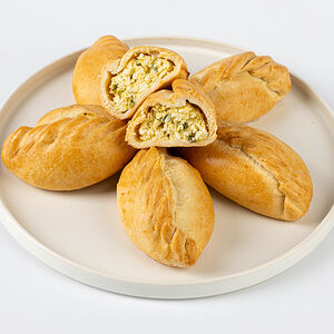 Пирожки с яйцом и зеленью