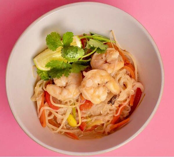 Wok с креветкой