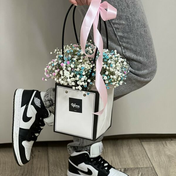 Сумочка с гипсофилой