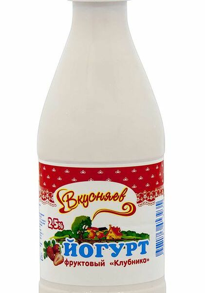 Йогурт Вкусняев фруктовый Клубника 2.5%
