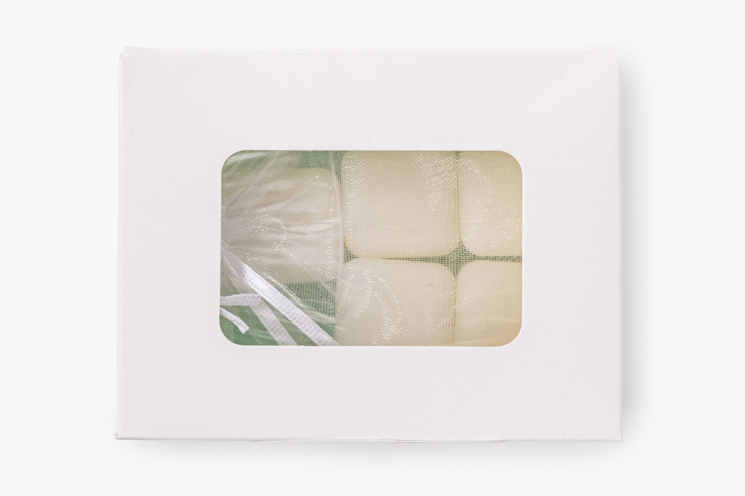 

Аромасаше ВкусВилл из соевого воска Ветивер и мускат 5 шт.