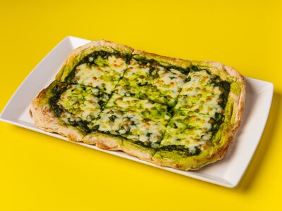 Пицца Песто-моцарелла