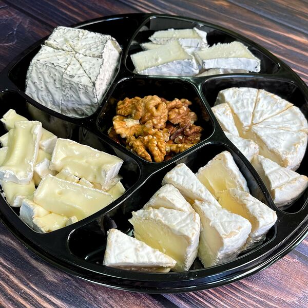 Сырная тарелка: белая-зрелая