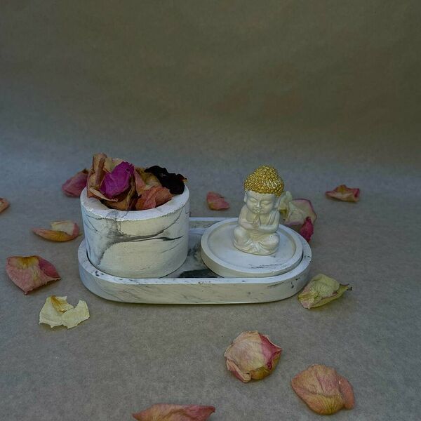 Гипсовая мраморная композиция