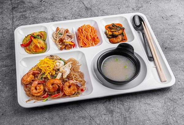 Чапче с креветкой и кальмаром