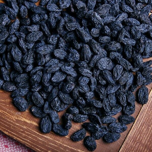 Изюм черный отборный на развес