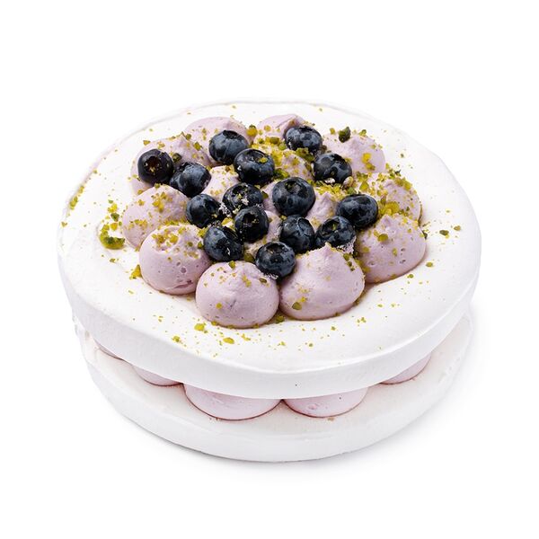 Торт «Безе» с ягодами «Азбука вкуса»