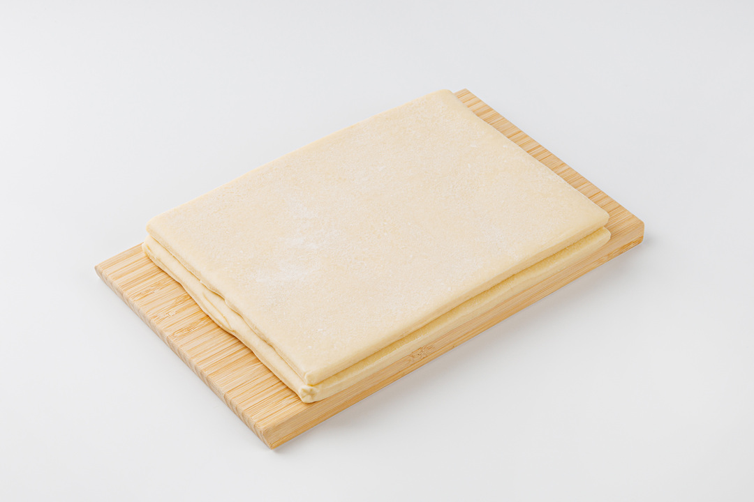 

Тесто Вкусвилл слоеное дрожжевое на сливочном масле замороженное 500 г