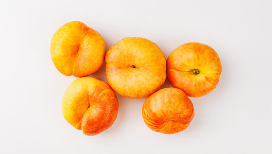 Нектарин жёлтый плоский