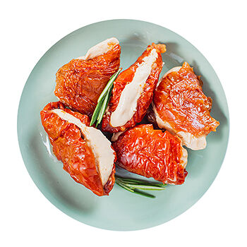 Томаты вяленые фаршированные сливочным сыром в масляной заливке