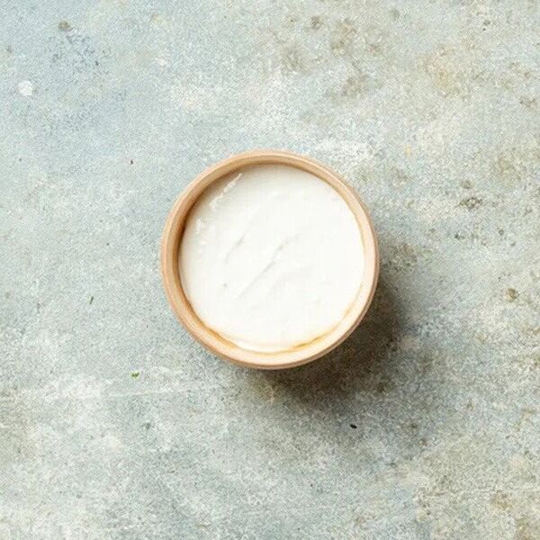 Сметана с чесноком