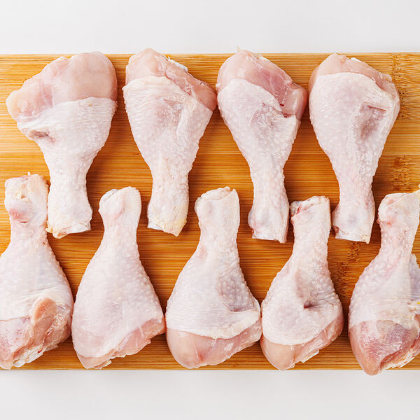 Голень цыпленка на зерновом откорме