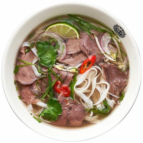 Фо Бо с говядиной и рисовой лапшой Шеф Перекрёсток, 650 г