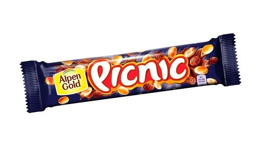 Батончик Picnic с арахисом и изюмом, начинкой из мягкой карамели, вафель и воздушного риса, покрытый молочным шоколадом, 38г