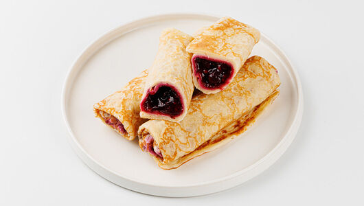 Блины ВкусВилл с черной смородиной и малиной 210г