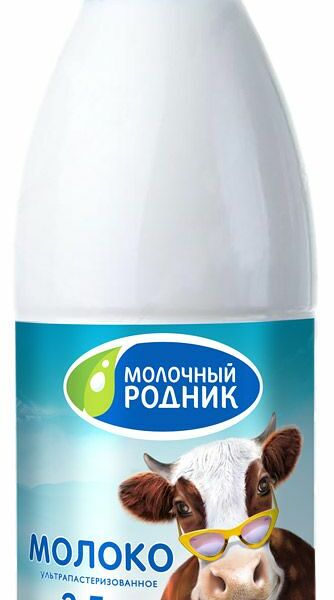 Молоко питьевое Молочный Родник ультрапастеризованное 2,5% БЗМЖ 900 мл
