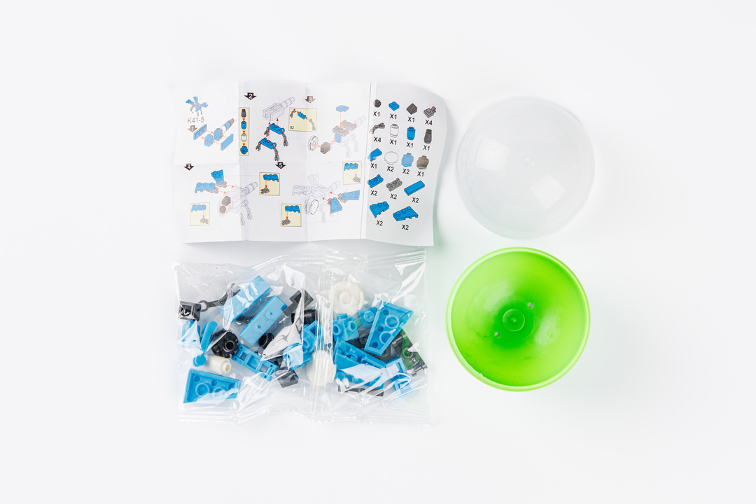 

Набор игровой Яйцо с конструктором: насекомые