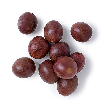 Маракуйя фиолетовая собрана спелой