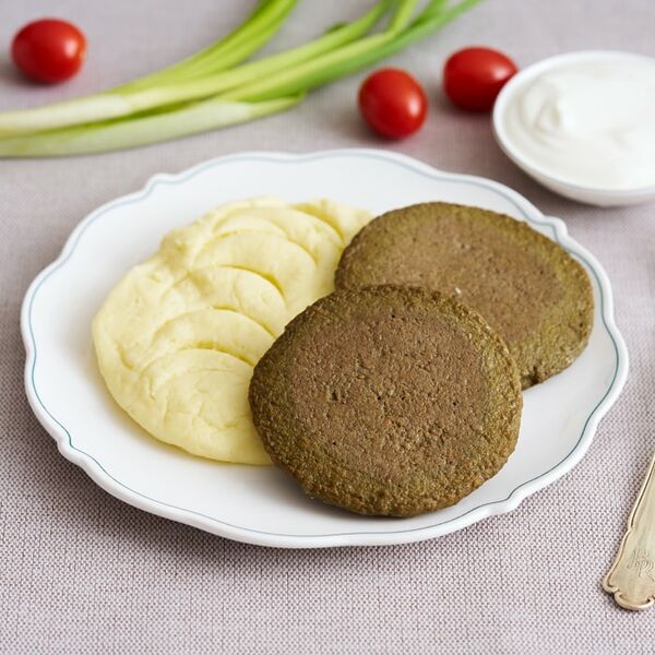 Оладьи печеночные с картофельным пюре 210г