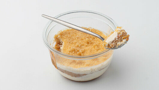 Десерт замороженный в банке Морковный, кафе