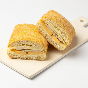 Сэндвич Нежный с курицей, омлетом и моцареллой