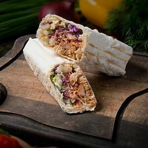 Шаурма куриная в лаваше