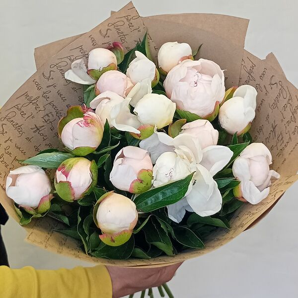Букет пионов Нежность